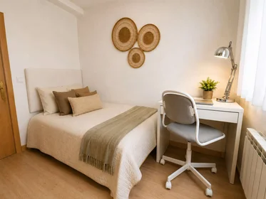 Chambre privée à C. de La Alcarria, image 1 de 10
