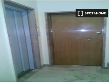 Stanza privata in Via Monsignor Celestino Endrici, immagine 16 di 18