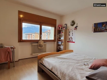 Zimmer mit Doppelbett zu vermieten Trento