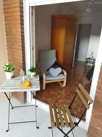 Helles Privatzimmer in Zaragoza