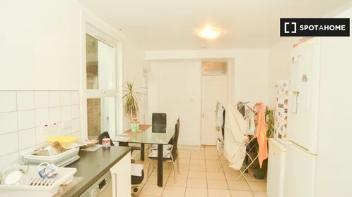 Privatzimmer in der Prince Regent Ln, bild 11 von 19