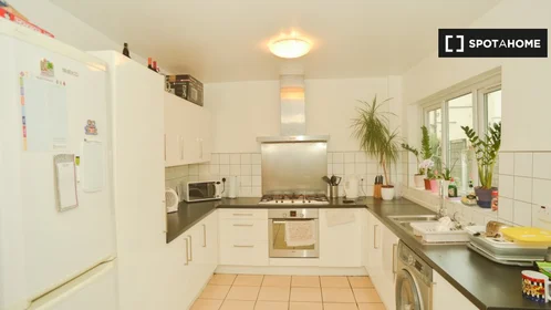 Privatzimmer in der Prince Regent Ln, bild 12 von 19