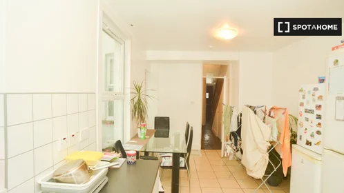 Privatzimmer in der Prince Regent Ln, bild 14 von 19