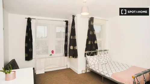 Privatzimmer in der Prince Regent Ln, bild 7 von 19