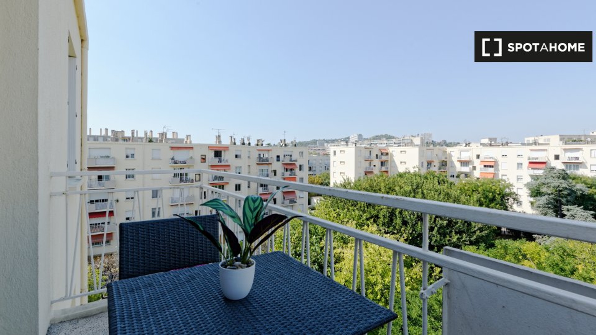Alojamento com 3 quartos em Marselha