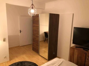 Cheap private room in Munchen