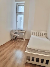 Room for rent with double bed Warszawa