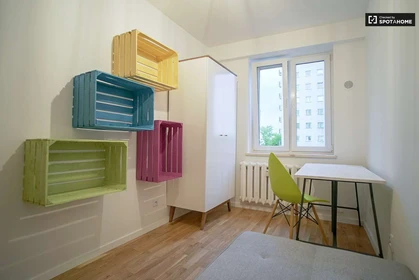 Quarto para alugar ao mês em Warszawa