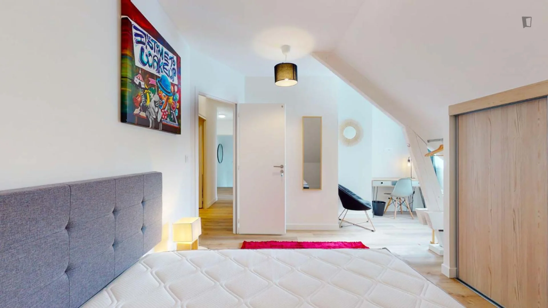 Habitación en apartamento estudiantil en alquiler en , completamente amueblado
