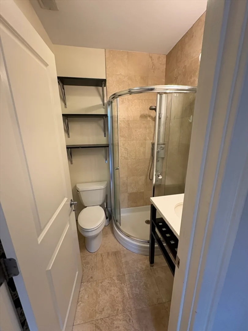 290, Columbus Ave., Unit 5, South End, Boston, MA, 02116