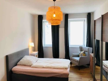 Room for rent with double bed Munchen