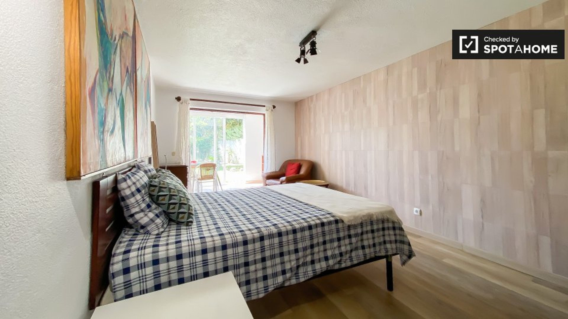 Zimmer mit Doppelbett zu vermieten Estoril
