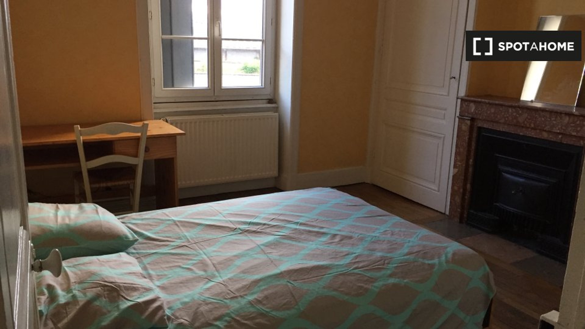 Zakwaterowanie z 3 sypialniami w Lyon