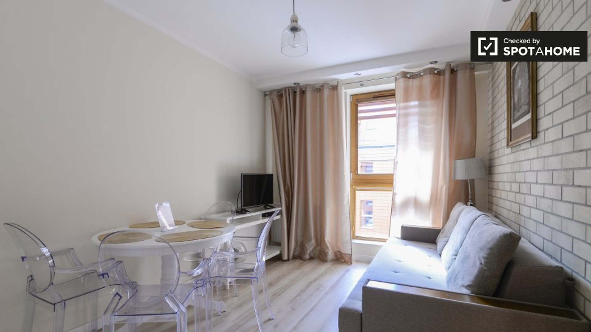 Two bedroom accommodation in Gdansk
