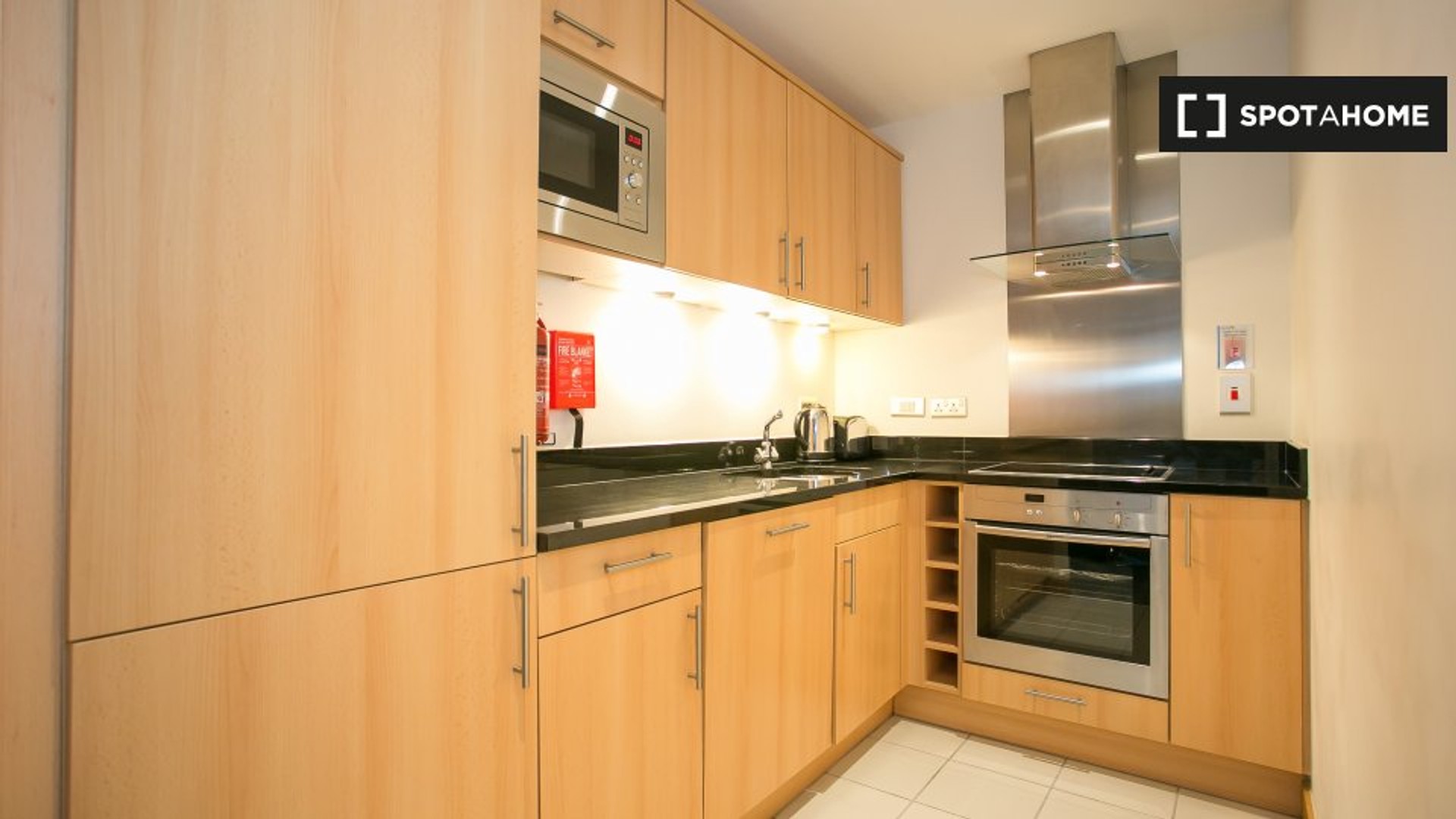 Entire fully furnished flat in Dublin