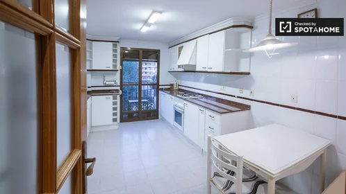 Prywatny pokój Plaça del Poeta Vicente Gaos, obraz 8 19