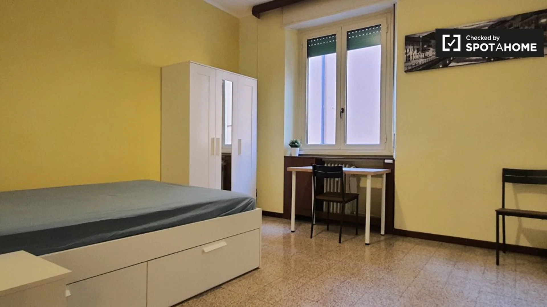 Quarto acolhedor para estudantes disponível em