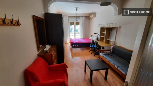 Quarto privado em Ionos Dragoumi, imagem 18 de 19