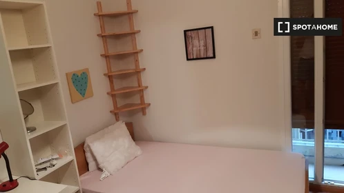 Quarto privado em Ionos Dragoumi, imagem 10 de 19