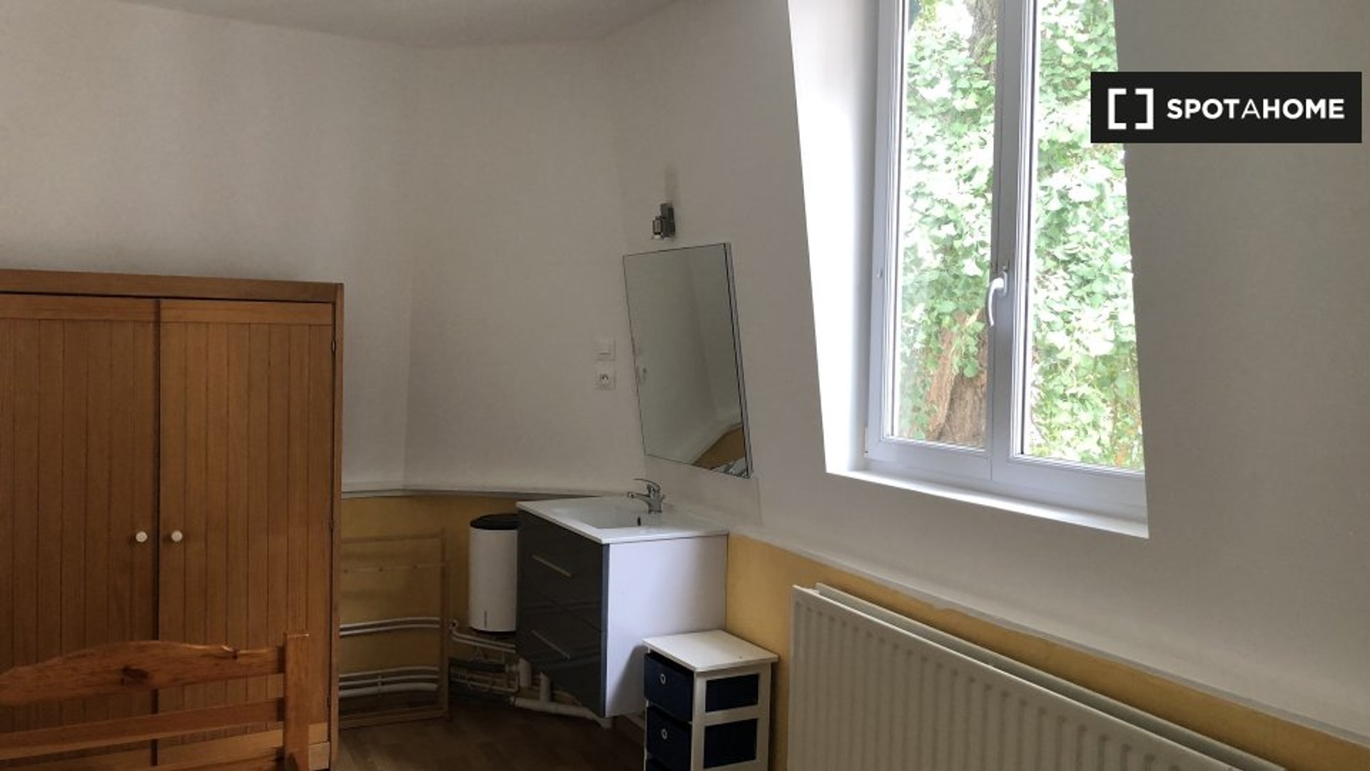 Cheap private room in Lille