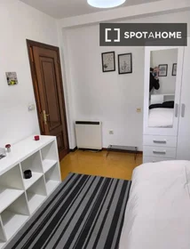 Chambre privée à Rúa do Penedo, image 3 de 19