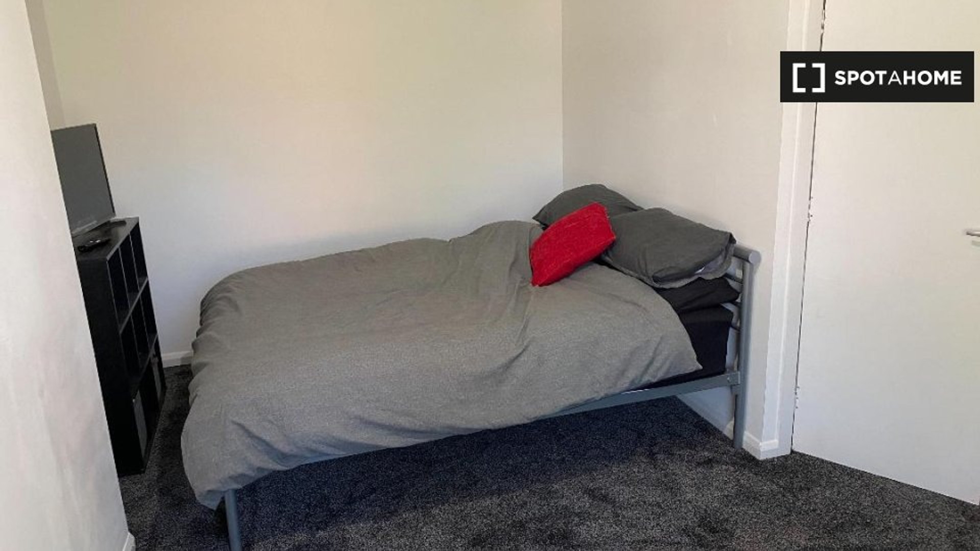 Room for rent with double bed Nottingham