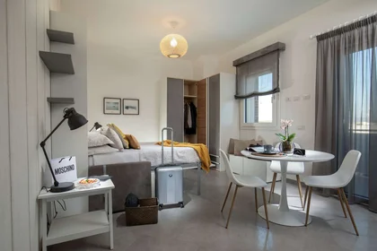 Studio à Via Prenestina, image 1 de 19