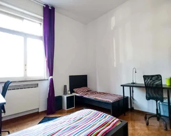 Habitación privada en Piazza Manfredi Azzarita, 4, 40122 Bologna BO, Italy, imagen 6 de 30
