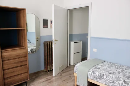 Quarto privado em Via Monte Rosa, 3, 10154 Torino TO, Italia, imagem 4 de 22