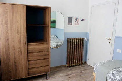 Quarto privado em Via Monte Rosa, 3, 10154 Torino TO, Italia, imagem 5 de 22