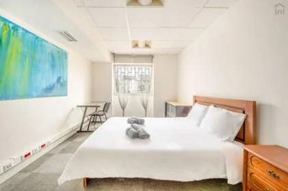 Chambre privée à Saldanha - Rua Almirante Barroso, image 18 de 18