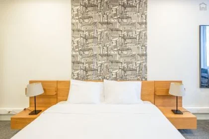 Chambre privée à Saldanha - Rua Almirante Barroso, image 20 de 21