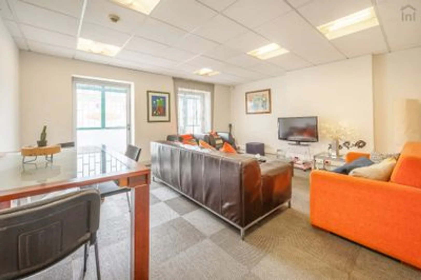 Cozy room for students available in 