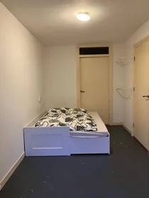 Habitación privada en Plantage Muidergracht, imagen 1 de 5
