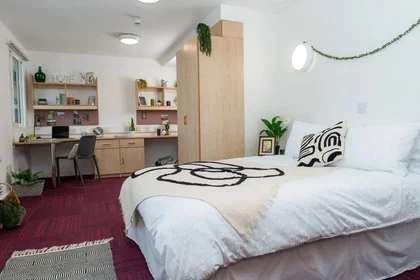 Habitación privada en residencia en Wardley House Little Horton Ln, Bradford BD5 0AG, United Kingdom, imagen 5 de 22