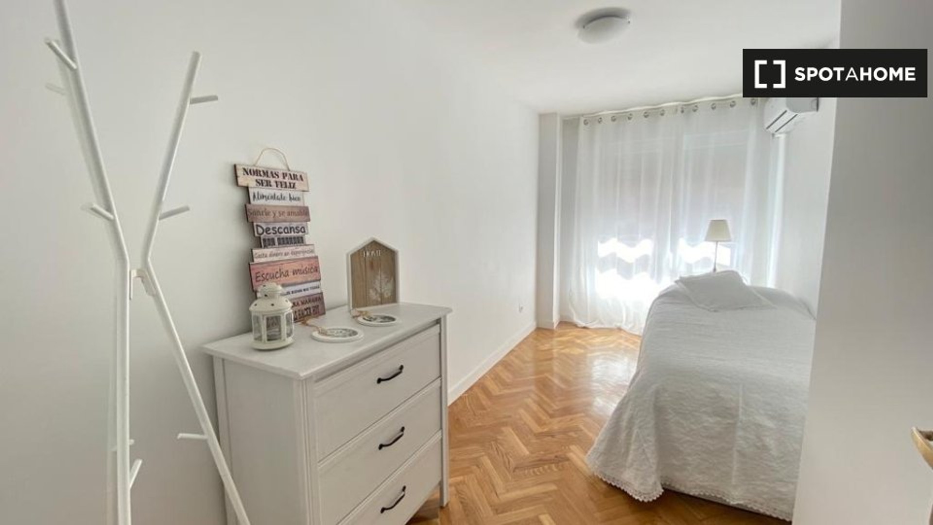 Alojamiento de 2 dormitorios en Las Rozas De Madrid