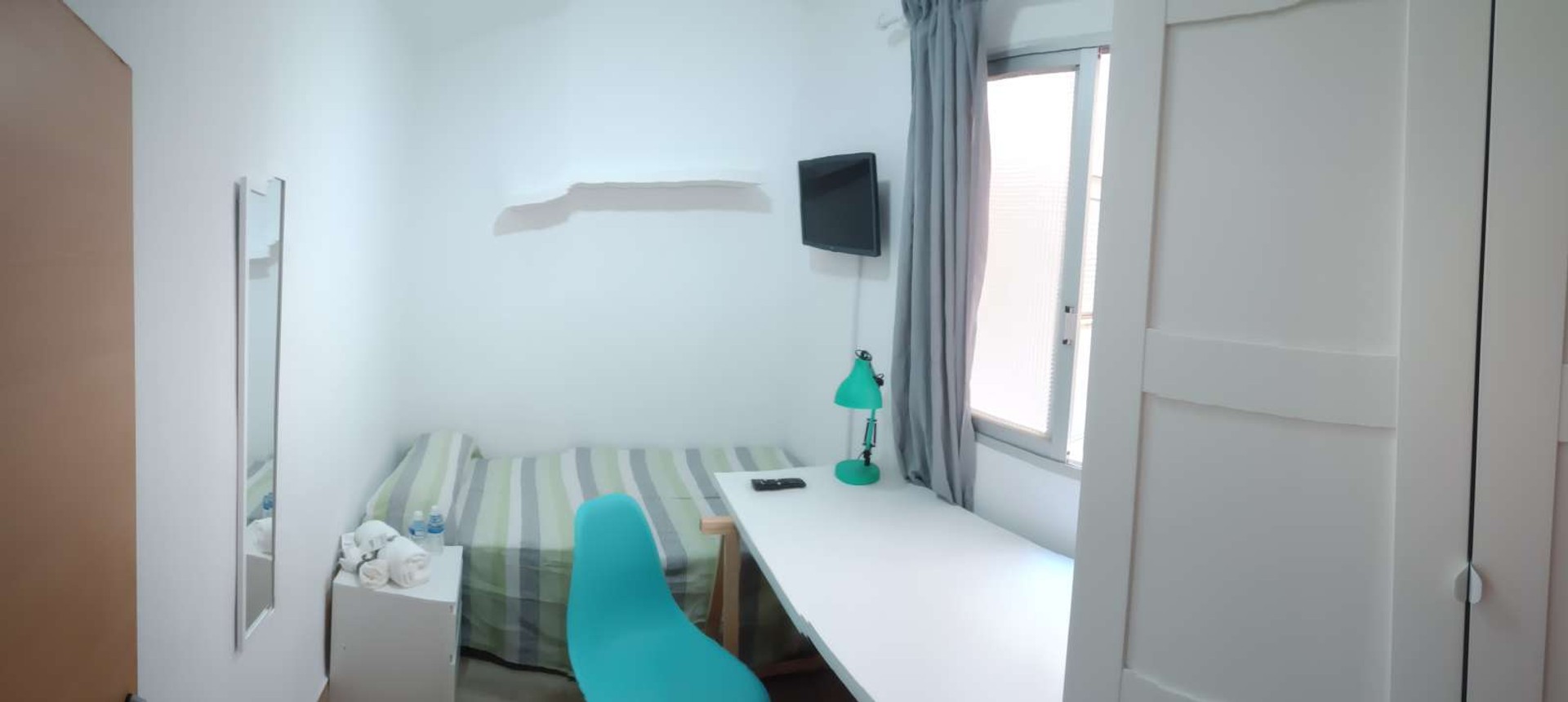 Room for rent in a shared flat in almeria