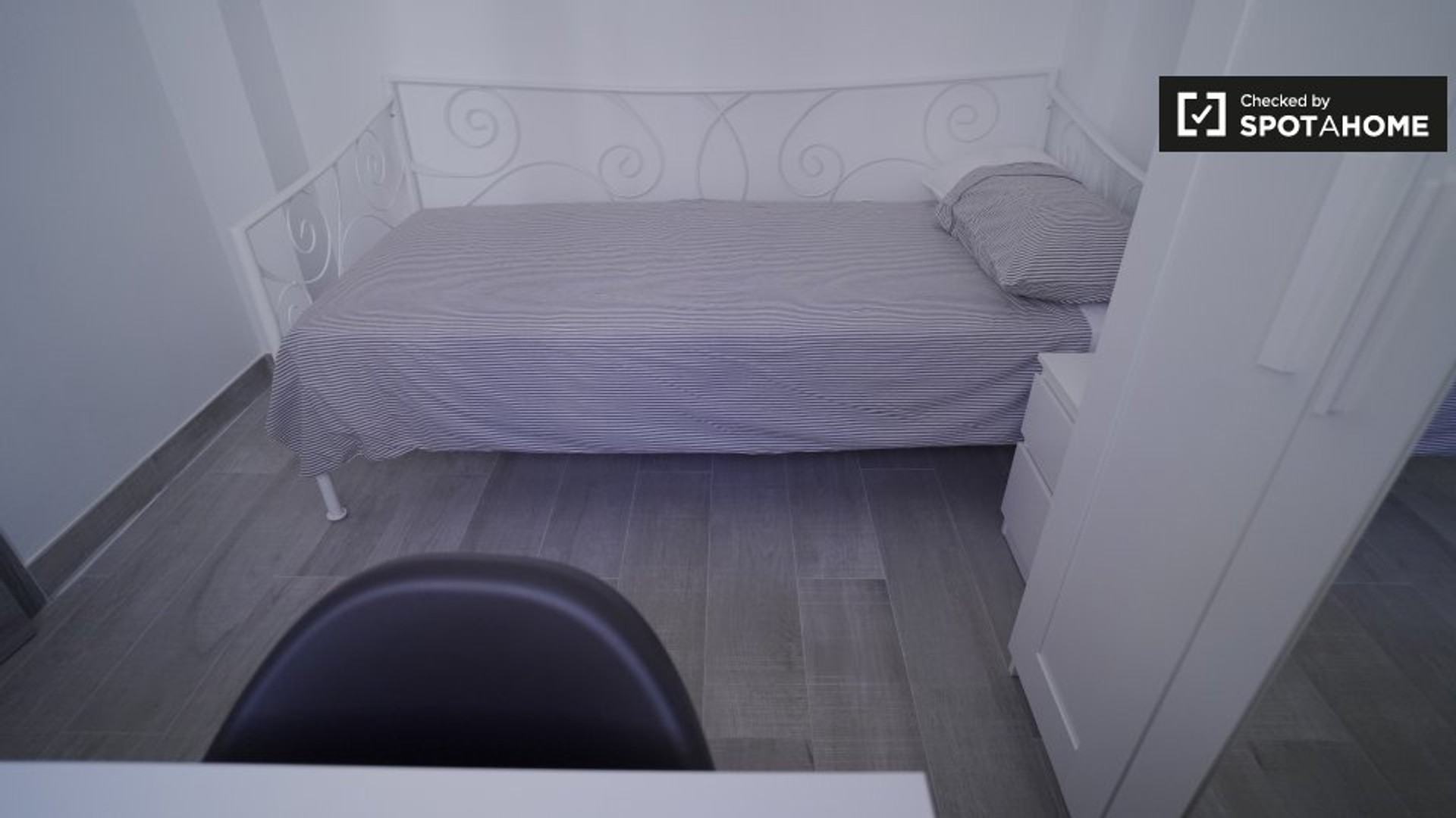 Room for rent in a shared flat in Seville