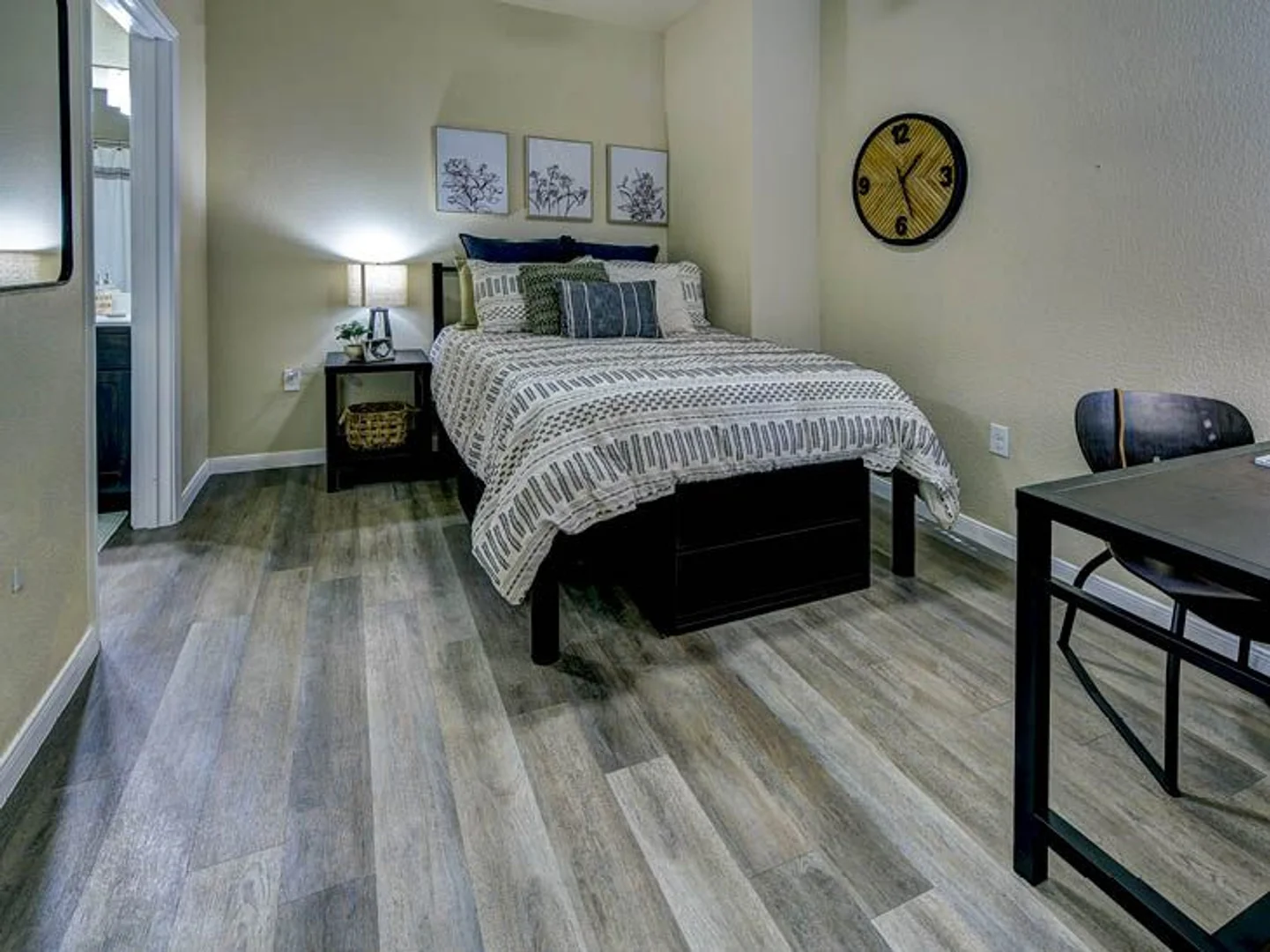 1001 UTA Blvd, Arlington, TX 76013