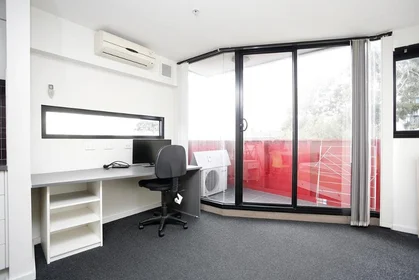 单间公寓 在住宅内 在 117-119 Ballarat Rd, Footscray VIC 3011, Australia, 15的图像14