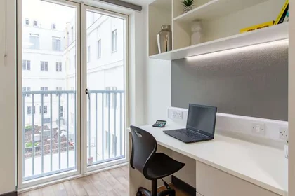 Studio en résidence à 6 Raleigh St, Plymouth PL1 1ET, United Kingdom, image 9 de 35