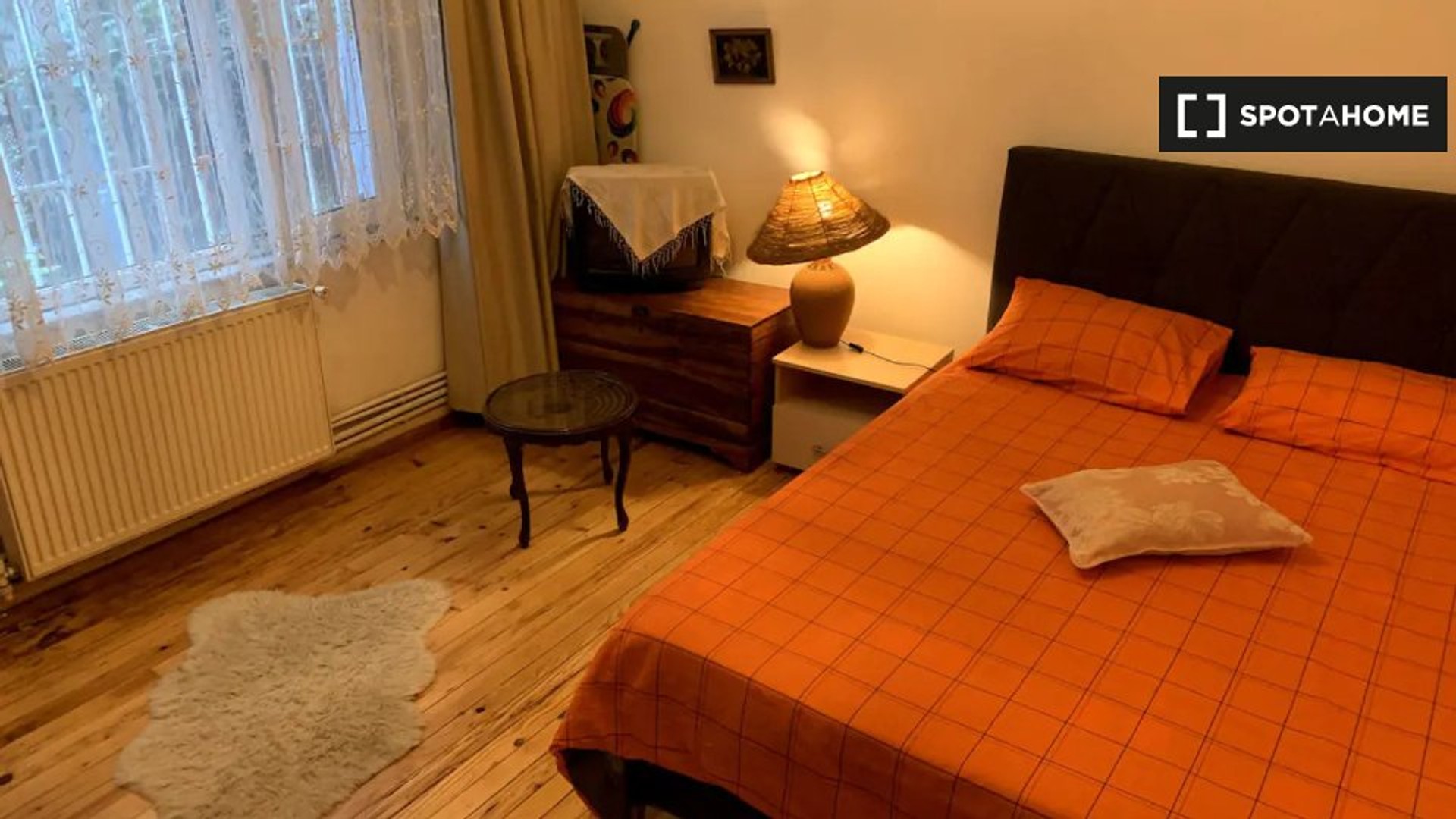 Room for rent with double bed Istanbul