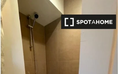 Habitación privada en Av. des Citrinelles, imagen 2 de 16