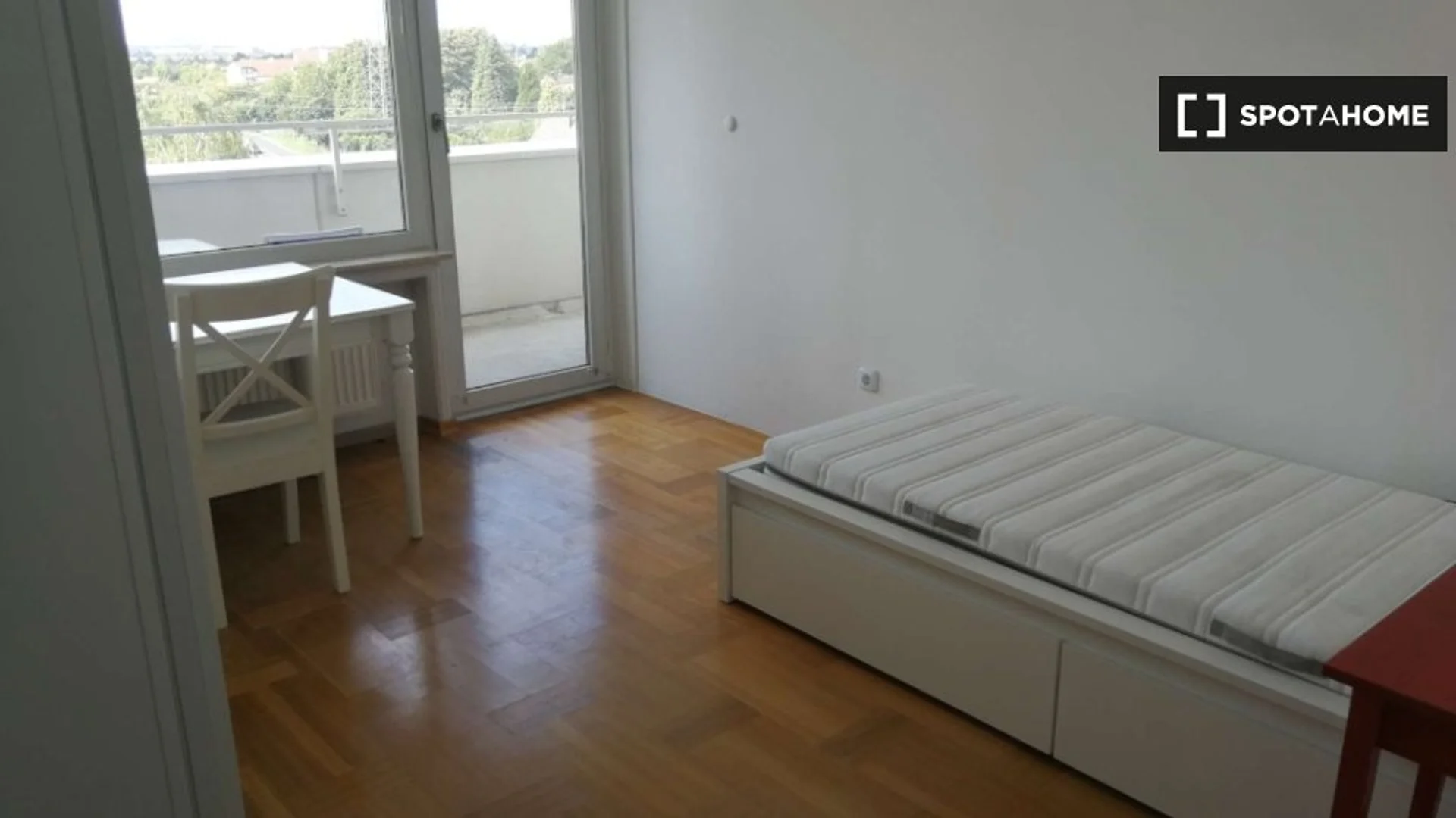  bölgesinde konforlu ve ferah öğrenci odası
