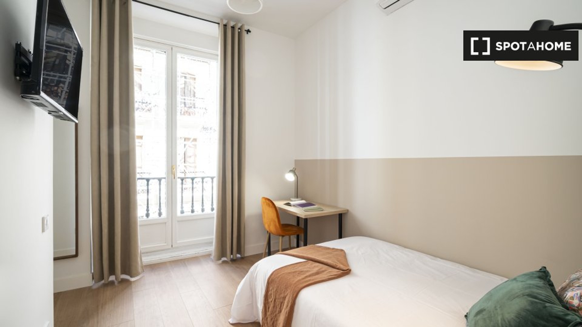 Cheap private room in Las Rozas De Madrid