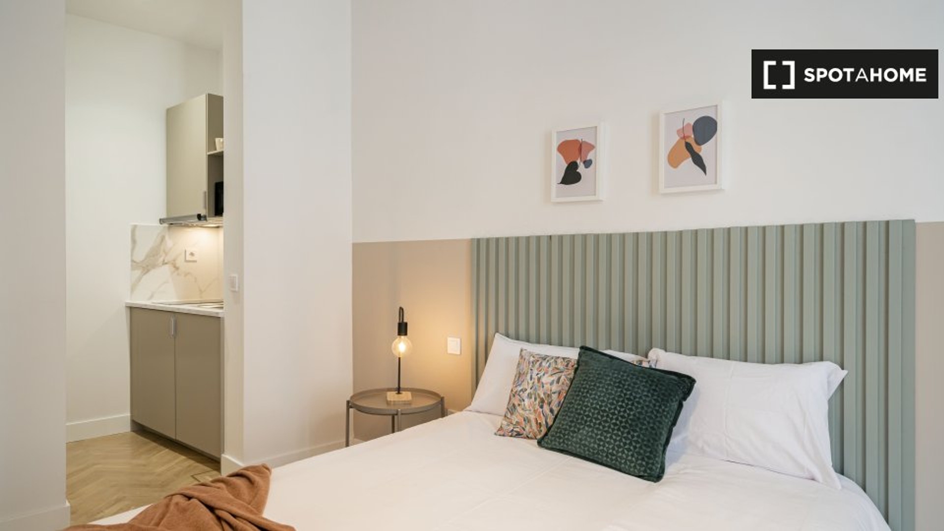 Quarto para alugar com cama de casal em Las Rozas De Madrid
