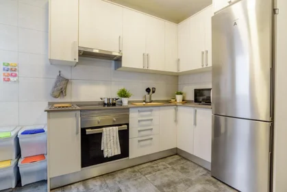 Stanza privata in Calle del Ferrocarril, immagine 12 di 22