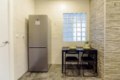 Stanza privata in Calle del Ferrocarril, immagine 13 di 22