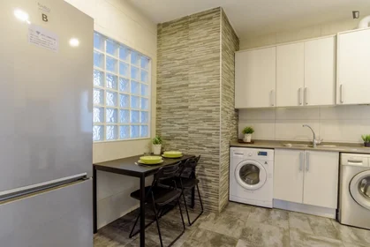 Stanza privata in Calle del Ferrocarril, immagine 10 di 22
