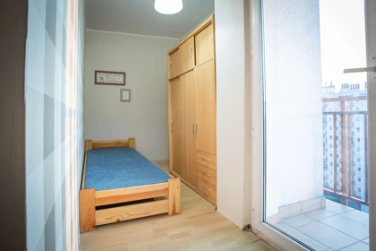 Alquiler de habitación en piso compartido en Katowice